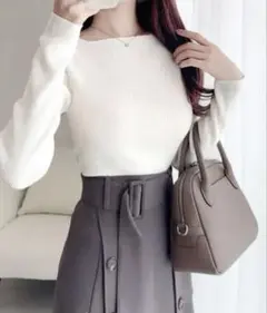 【美品】mily bilet スクエアネック リブニット L アイボリー