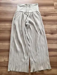 マタニティ プリーツパンツ M ライトグリーン