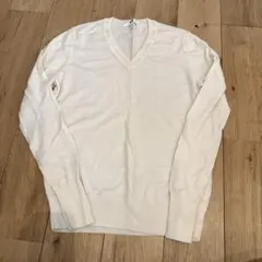 UNIQLO アイボリー Vネックニット Mサイズ