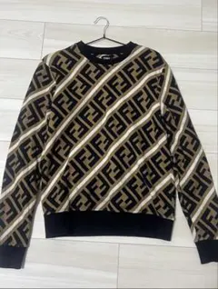 【極美品】FENDI ズッカ柄 ダイアゴナル 総柄 スウェット トレーナーのサムネイル