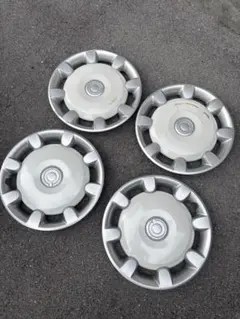 ダイハツ ムーヴキャンバス 純正 ホイールキャップ 4個セット - メルカリ