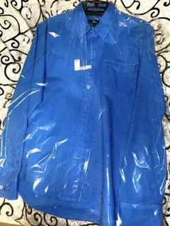 青色 長袖シャツ