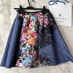 メルカリ市セール4点セット★ランバンオンブルー★パーカー　プリーツスカート　38 LANVIN en Bleu フレアスカート 38 ホワイト - メルカリ