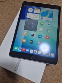 Apple iPad (第9世代) 64GB シルバー WiFiモデル 本体