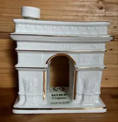 即決 リモージュ焼 HINEコニャック 凱旋門瓶 未開封 送料込 即決 リモージュ焼 HINEコニャック 凱旋門瓶 未開封 送料込 即決