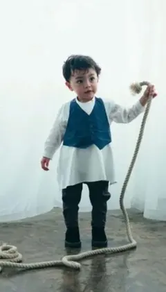 子供用青と白のベストエプロン　お食事エプロン　MARLMARL　マールマール