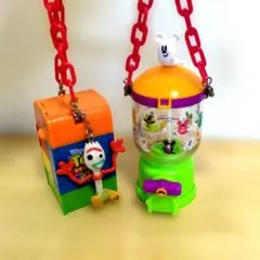 東京ディズニーリゾートミニスナックケース Toy Story 4 ＆ガチャポン型のサムネイル