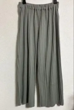 美品　URBANRESEARCH アーバンリサーチ　プリーツ ワイドパンツ