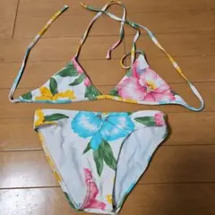 ROXY　ビキニ水着　新品未使用❗