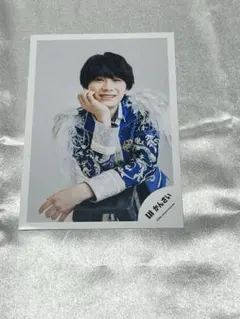 Item thumbnail for item 1b75b938-8cc2-4dcd-8c43-8caf337611fc