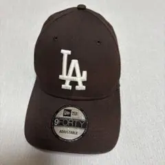 New Era 9FORTY ブラウンキャップ