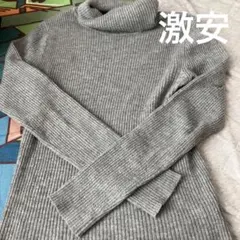 GU タートルネック　　M