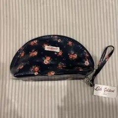 Cath Kidston ネイビーフラワーポーチ