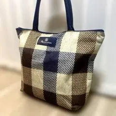 Aquascutum チェック柄　トートバッグ　A4可　レディース
