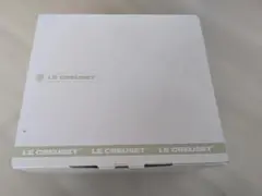 【美品箱付き】LE CREUSET ティーポットとカップセットのサムネイル