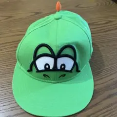 キャラクター顔デザイン 緑色帽子　ヨッシー