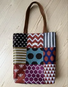 エチノのパッチワーク風のジャガード生地で作った　大きなトートリュック(o^^o)