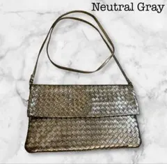 Neutral Gray ショルダーバッグ チェック柄 - メルカリ
