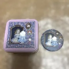 青山デカーボ　缶　パンダ　不思議の国のアリス