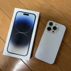 美品 iPhone14Pro 256GBシルバー バッテリー84% - メルカリ