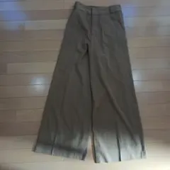 ミラオーウェン　ウール素材ワイドパンツサイズ1 　ハイウエスト