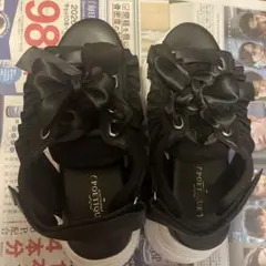axes femme POETIQUE リボンサンダル ブラックのサムネイル