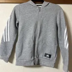 adidas グレー フルジップパーカー 140cm