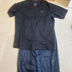 Nike DRI-FIT Tシャツとパンツセット