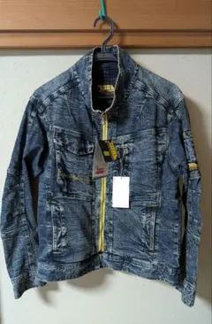 Item thumbnail for item c661b1f8-8578-414d-8290-80a31db8b8cc