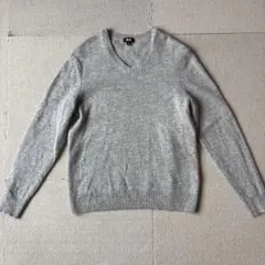 UNIQLO ユニクロ　プレミアムラムVネックセーター（長袖）M グレー