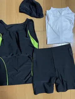 セパレート水着(MかL相当)とラッシュガードセット