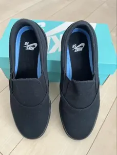 Nike SB ブラック スリッポンスニーカー