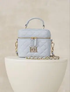 Darich ダーリッチ キルティングスクエアミニバッグ SAX ゴールドパーツ