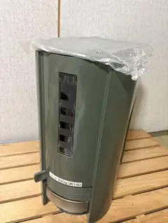 【極美品】Tupperware 米びつ ストッカー&キャスター付き 2025年最新】タッパーウェア 米びつの人気アイテム - メルカリ