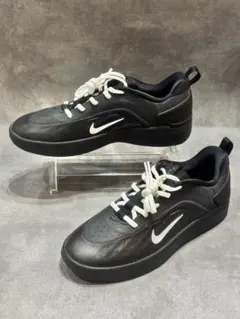 新品 NIKE SB zoom nyjah スニーカー ブラック 26cm