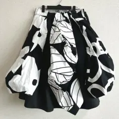 コムデギャルソン XS 花柄フレアスカート 2025年最新】COMME des GARCONS 柄：花柄 フレアスカートの人気