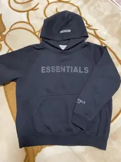 ESSENTIALS ブラックパーカーMサイズ、美品