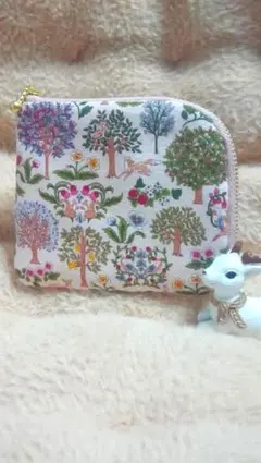 ☆ L字型ファスナーポーチ ☆『アールヌーヴォー・Forest』ピンク