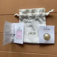Miss Dior Blooming Bouquet サンプルとポーチ