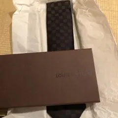 Item thumbnail for item 9c43ed0b-513d-4445-af6d-b7e70bfe0433