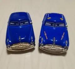 カーズ　トミカ　ドックハドソン　(スタンダード、ファビュラス)2台セット