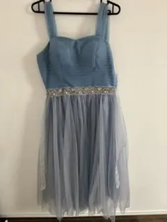 水色 ストラップ付きドレス ビジュー装飾　結婚式ドレス　パーティドレス
