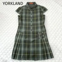 YORKLANDヨークランド　半袖ワンピース　チェック　飾りベルト　プリーツのサムネイル