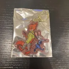 ズートピア シークレットキーチェーン ディズニーストア