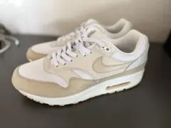 Item thumbnail for item ada579bc-2f19-4313-aa61-a78958407499