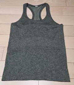 Lululemon グリーン タンクトップ 8