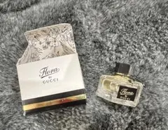 GUCCI 香水のサムネイル