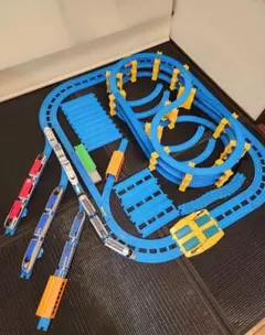 プラレール　まとめ売り　無限ループ　新幹線　連結仕様　複線　踏切　駅　231