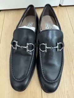 『限定値下げ』 FERRAGAMO ブラックレザー ローファー