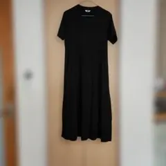 UNIQLO ブラック 半袖ロングワンピース M
